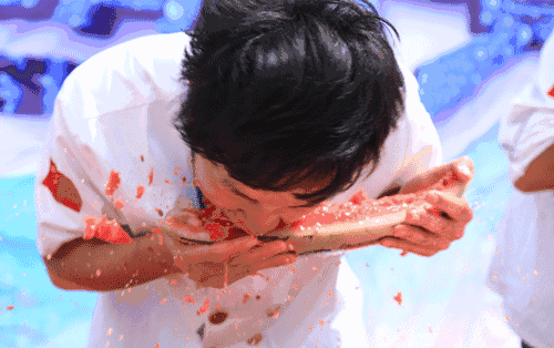 抖音夫妻吃瓜,揭秘娱乐圈幕后真相