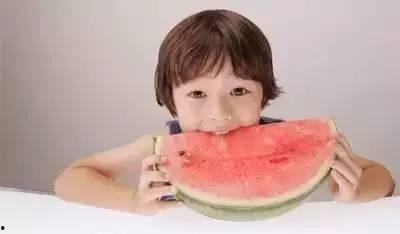 乔崽吃瓜,揭秘娱乐圈幕后故事